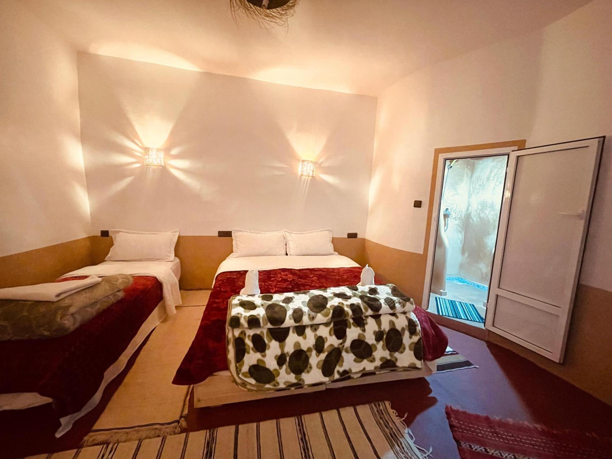 Auberge la belle vue dades Akhendachou n'Ait Ouffi Exterior foto