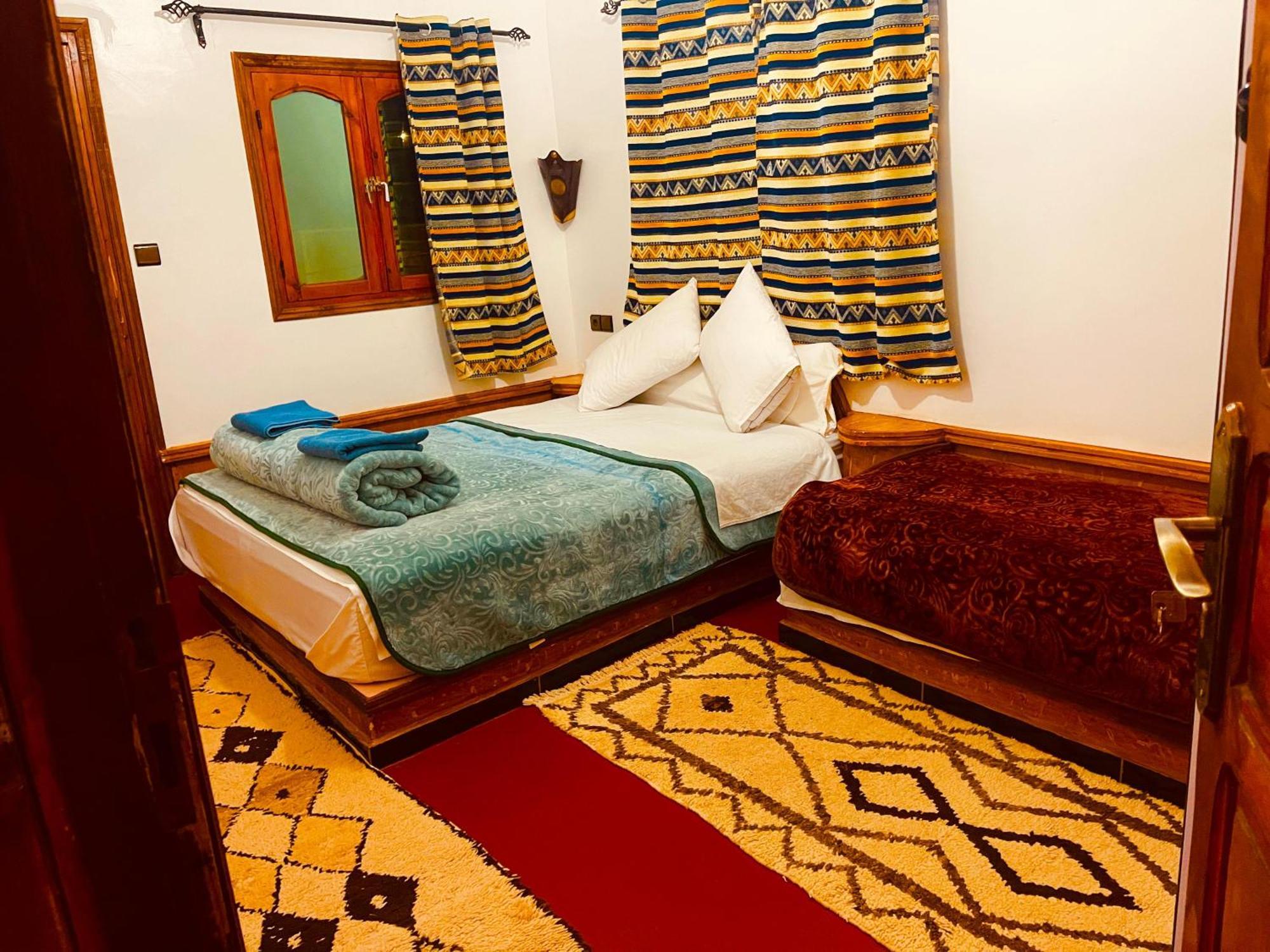 Auberge la belle vue dades Akhendachou n'Ait Ouffi Exterior foto